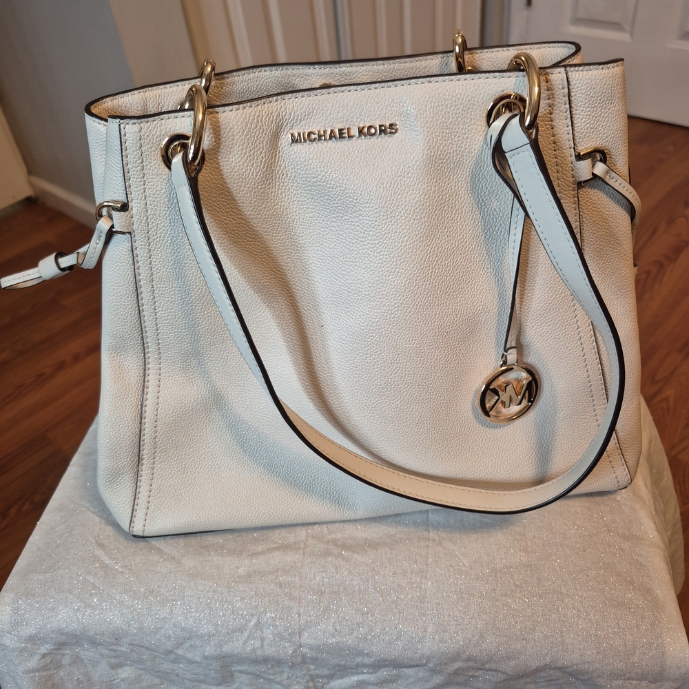 Michael Kors White Shoulder Bag